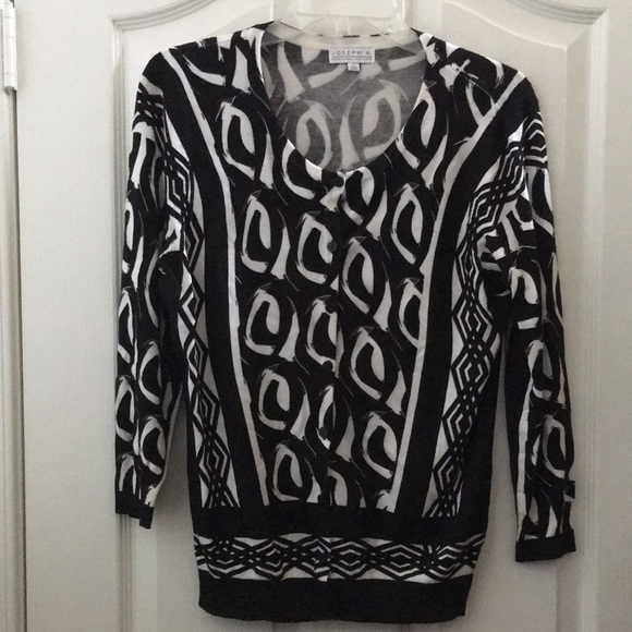 Ladies’ Joseph A Cardigan (M) - Picture 1 of 8